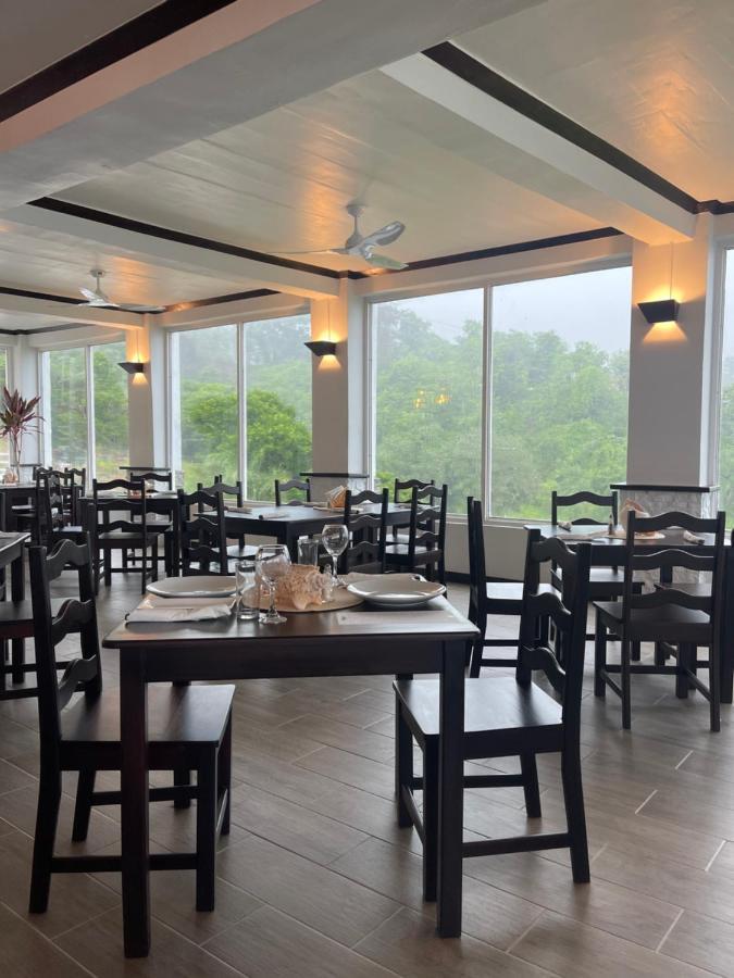 Ocean View Hotel And Restaurant Gravel Bay Kültér fotó